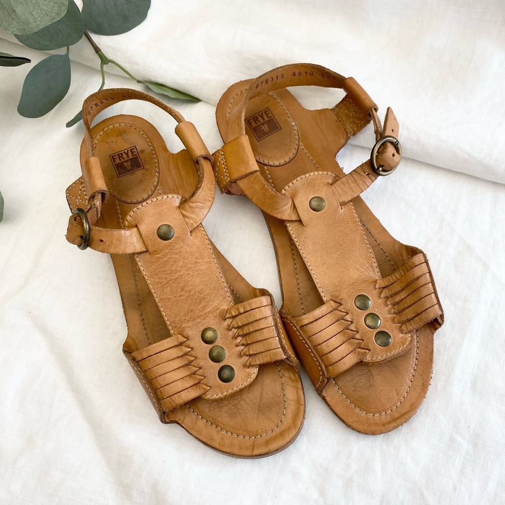 Frye Jacey Studded T Strap Sandals Tan Leather Sandals